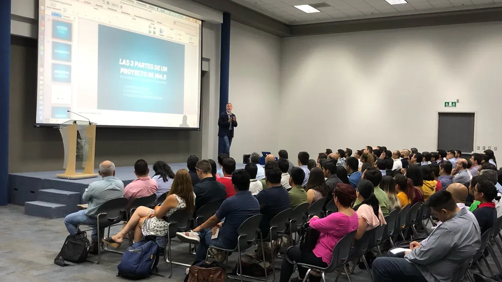 Sebastián J. Brau speaking at Foro Kaizen, Tecnológico de Monterrey, 2019